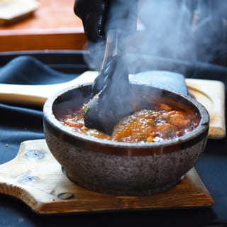 Caldo De Piedra - SEAFOOD STONE SOUP